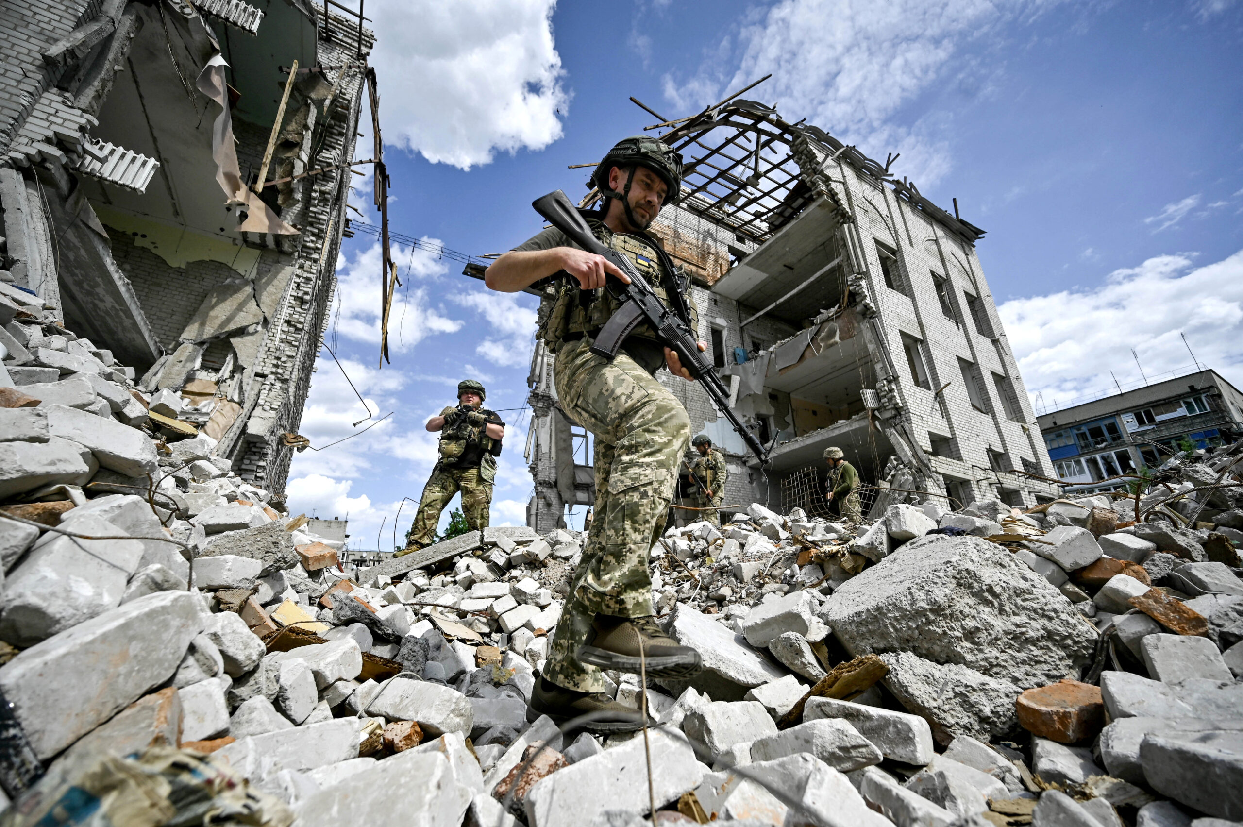 Ukrainian soldiers