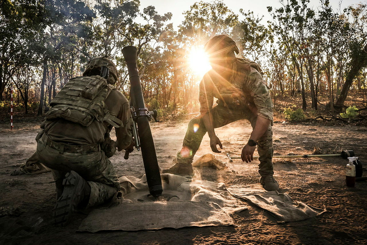 UK mortar team